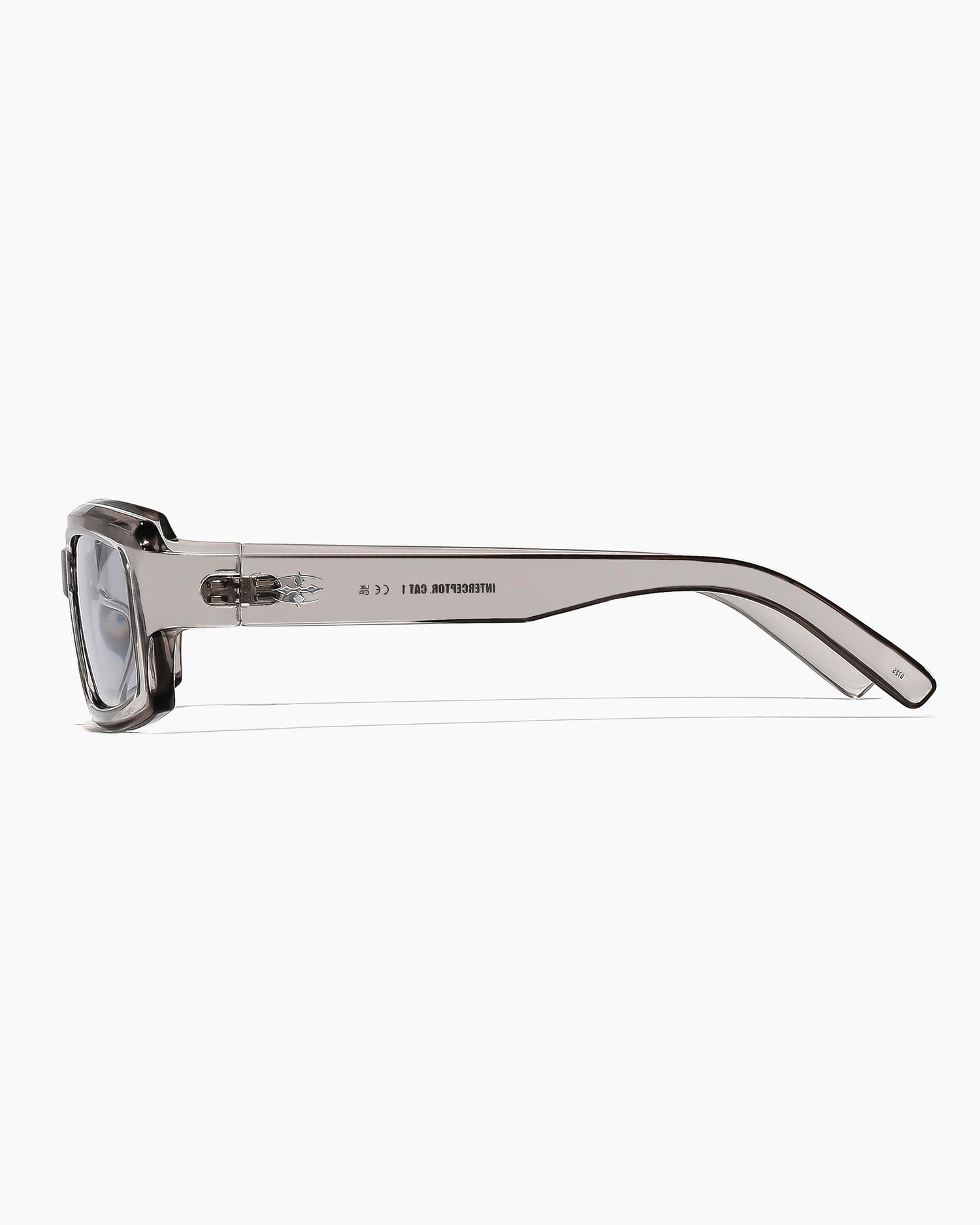 RTVS01INT_CRSTLSMKGR_4_1761262441