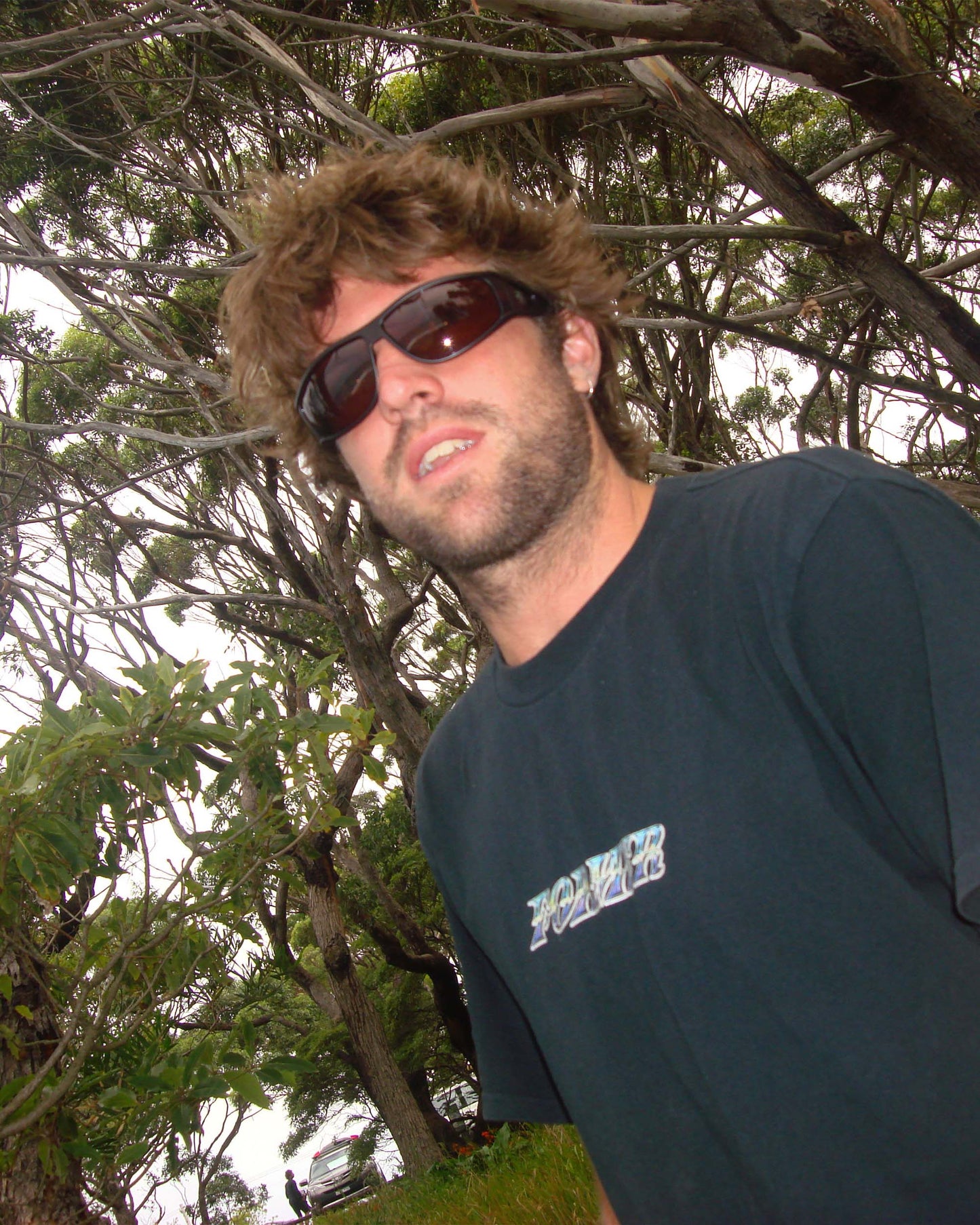 THE VACATIONER - COMBAT / OLIVE POLARISED